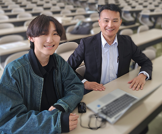 コメントをくれた中野さんと手島浩司准教授