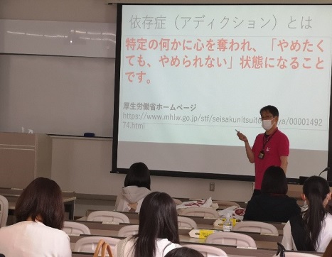 ここに写真の説明を入力します。大学全体写真(視覚障碍者の方向けに写真の内容を入力します)