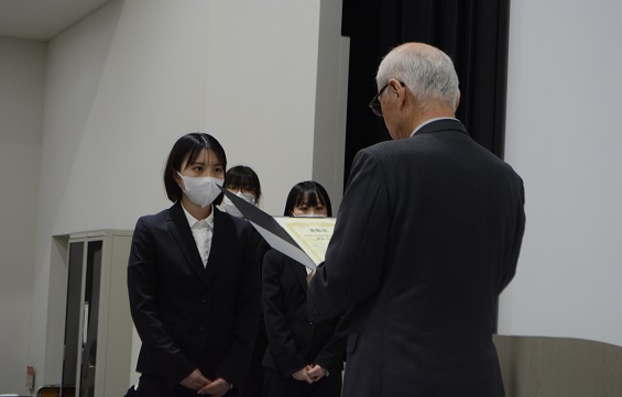 日本ソーシャルワーク教育学校連盟会長表彰(社会福祉士) 横幕 日瑶里さん